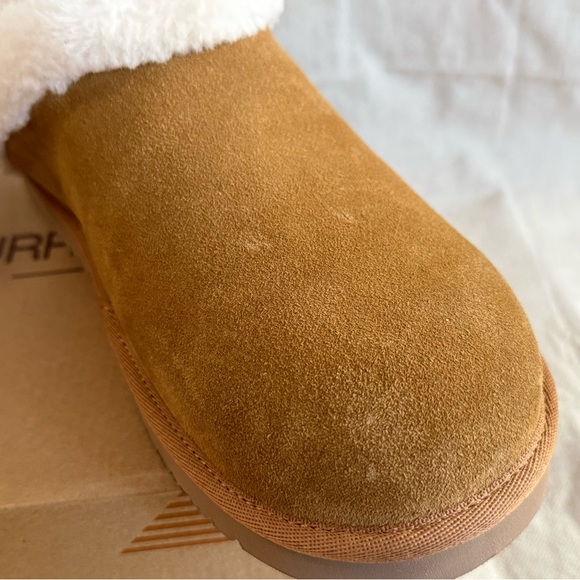 Koolaburra by UGG Advay SlipOn Boots Chestnut Suede Faux Fur Slipper BootiesSz 8 - Picture 4 of 10